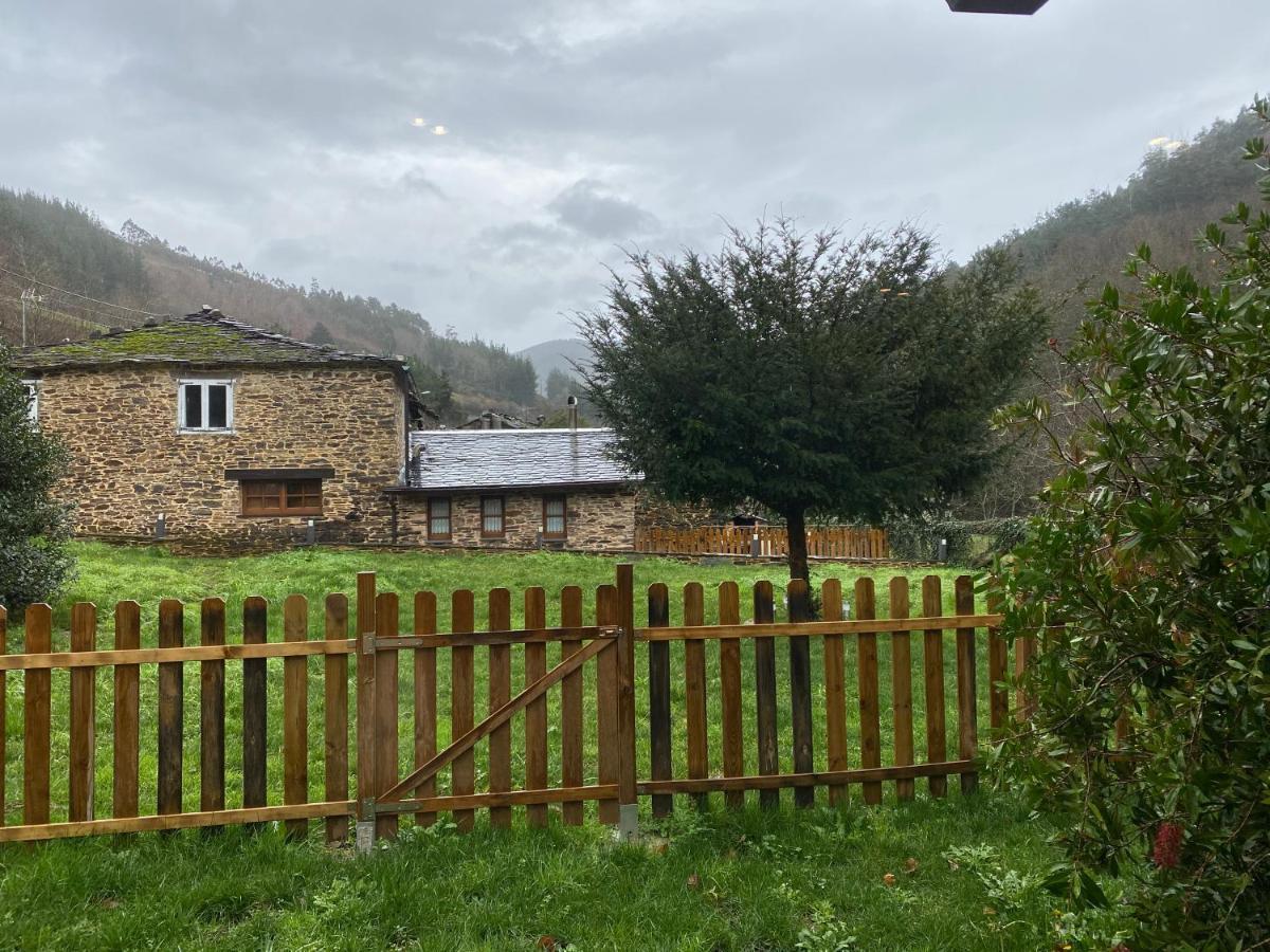 Casas Rurales Tareira En Taramundi Exteriér fotografie
