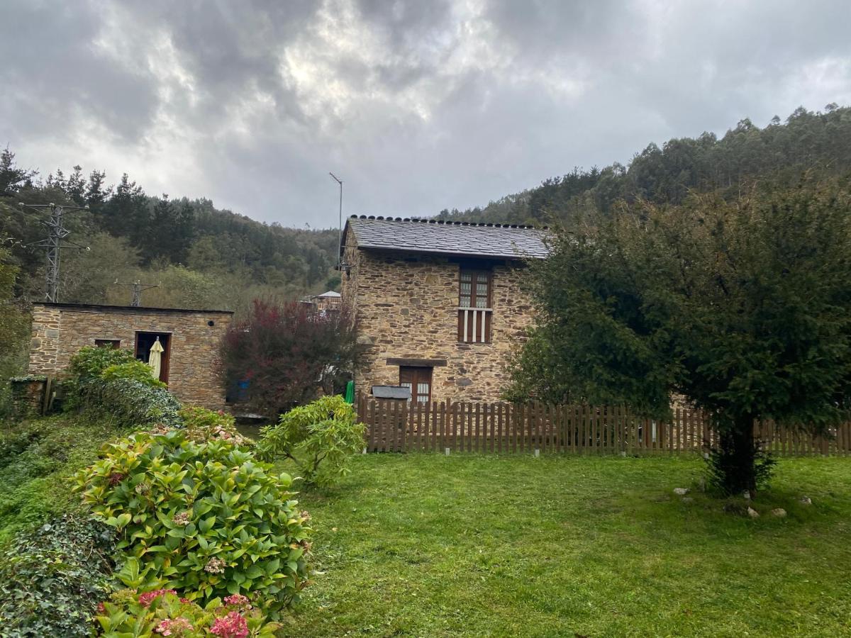 Casas Rurales Tareira En Taramundi Exteriér fotografie