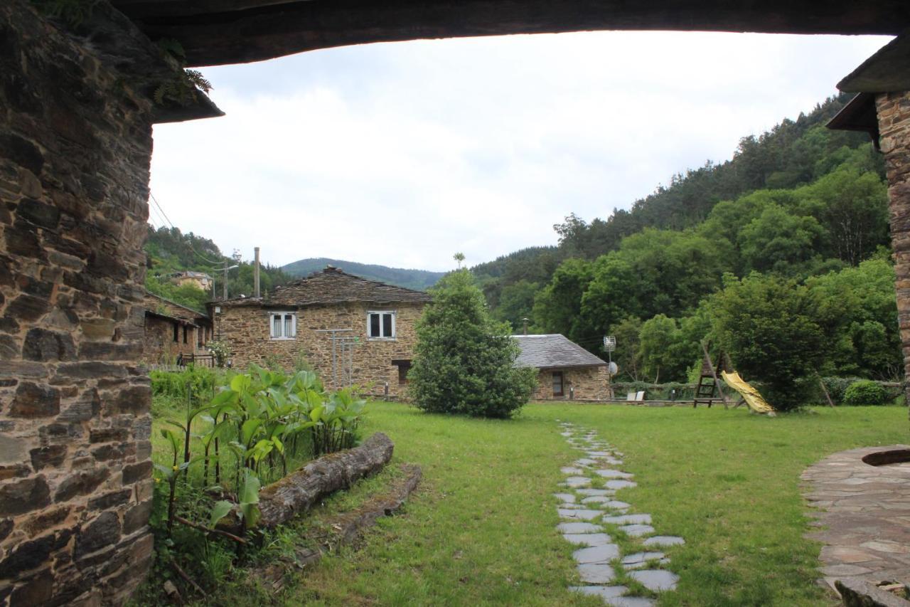 Casas Rurales Tareira En Taramundi Exteriér fotografie